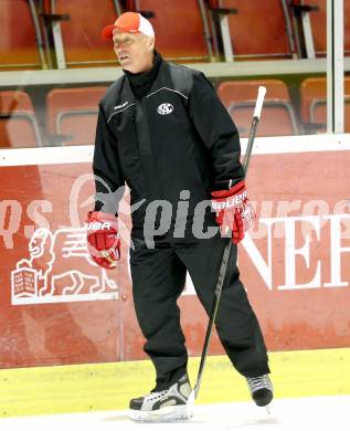 EBEL. Eishockey Bundesliga. Training KAC. Trainer Doug Mason. Klagenfurt, am 7.10.2014.
Foto: Kuess
---
pressefotos, pressefotografie, kuess, qs, qspictures, sport, bild, bilder, bilddatenbank