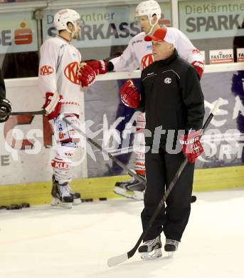 EBEL. Eishockey Bundesliga. Training KAC. Trainer Doug Mason. Klagenfurt, am 7.10.2014.
Foto: Kuess
---
pressefotos, pressefotografie, kuess, qs, qspictures, sport, bild, bilder, bilddatenbank