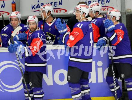 Eishockey. Champions Hockey League VSV gegen Froelunda Gothenburg. Sean Ringrose #17, Mario Altmann #41, Klemen Pretnar #7 (VSV). Villach, 7.10.2014.
Foto: Kuess 
---
pressefotos, pressefotografie, kuess, qs, qspictures, sport, bild, bilder, bilddatenbank