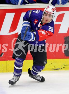 Eishockey. Champions Hockey League VSV gegen Froelunda Gothenburg. Marius Goehringer (VSV). Villach, 7.10.2014.
Foto: Kuess 
---
pressefotos, pressefotografie, kuess, qs, qspictures, sport, bild, bilder, bilddatenbank