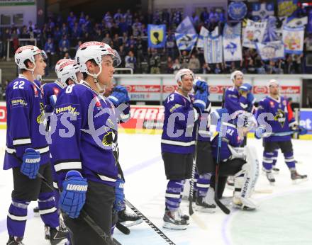 Eishockey. Champions Hockey League VSV gegen Froelunda Gothenburg. Ruslan Gelfanov, Fans (VSV). Villach, 7.10.2014.
Foto: Kuess 
---
pressefotos, pressefotografie, kuess, qs, qspictures, sport, bild, bilder, bilddatenbank