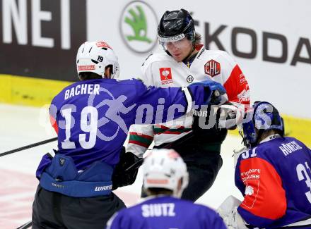 Eishockey. Champions Hockey League VSV gegen Froelunda Gothenburg. Stefan Bacher #19, (VSV), Max Gortz #9  (Froelunda Gothenburg). Villach, 7.10.2014.
Foto: Kuess 
---
pressefotos, pressefotografie, kuess, qs, qspictures, sport, bild, bilder, bilddatenbank