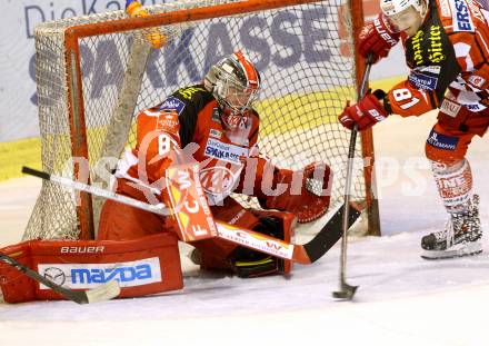 EBEL. Eishockey Bundesliga. KAC gegen UPC Vienna Capitals. Pekka Tuokkola, Maximilian Isopp (KAC). Klagenfurt, am 10.10.2014.
Foto: Kuess 

---
pressefotos, pressefotografie, kuess, qs, qspictures, sport, bild, bilder, bilddatenbank