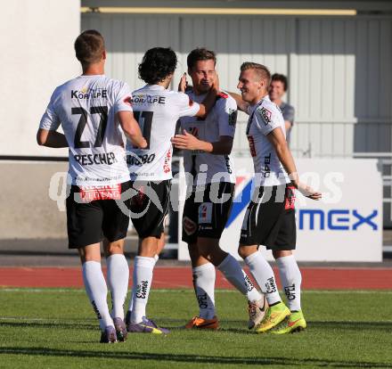 Fussball. Freundschaftsspiel. RZ Pellets WAC gegen Udinese Calcio. Torjubel (WAC). Villach, 10.10.2014.
Foto: Kuess
---
pressefotos, pressefotografie, kuess, qs, qspictures, sport, bild, bilder, bilddatenbank