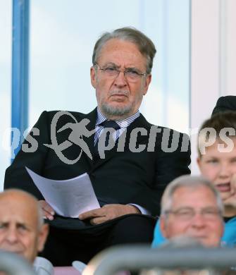 Fussball. Freundschaftsspiel. RZ Pellets WAC gegen Udinese Calcio. Praesident Gianpaolo Pozzo (Udinese). Villach, 10.10.2014.
Foto: Kuess
---
pressefotos, pressefotografie, kuess, qs, qspictures, sport, bild, bilder, bilddatenbank