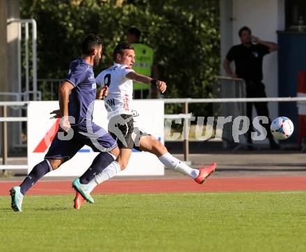 Fussball. Freundschaftsspiel. RZ Pellets WAC gegen Udinese Calcio. Attila Simon (WAC), Nicola Belmonte (Udinese). Villach, 10.10.2014.
Foto: Kuess
---
pressefotos, pressefotografie, kuess, qs, qspictures, sport, bild, bilder, bilddatenbank