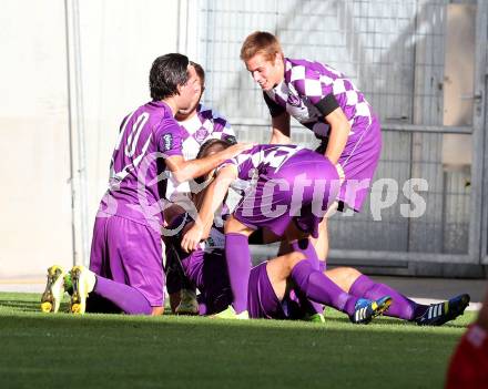 Fussball Regionalliga. SK Austria Klagenfurt gegen Vorwaerts Steyr. Torjubel  (Austria Klagenfurt). Klagenfurt, 11.10.2014.
Foto: Kuess
---
pressefotos, pressefotografie, kuess, qs, qspictures, sport, bild, bilder, bilddatenbank