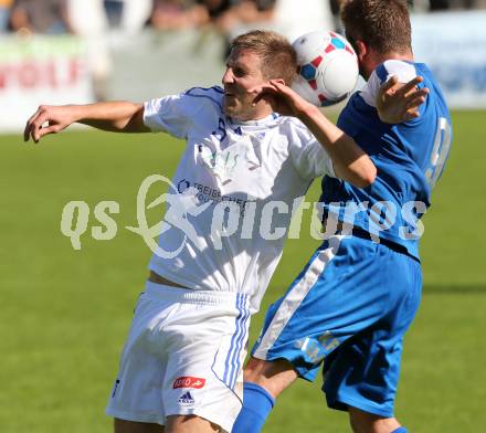 Fussball Kaerntner Liga. Annabichler SV ASV gegen Treibach. Grega Triplat, (ASV), Michael Rebernig (Treibach) . Klagenfurt, am 12.10.2014.
Foto: Kuess
---
pressefotos, pressefotografie, kuess, qs, qspictures, sport, bild, bilder, bilddatenbank