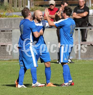 Fussball Kaerntner Liga. Annabichler SV ASV gegen Treibach. Torjubel Stefan Dollinger, Stephan Mathias Stueckler, Matthias Dollinger (ASV). Klagenfurt, am 12.10.2014.
Foto: Kuess
---
pressefotos, pressefotografie, kuess, qs, qspictures, sport, bild, bilder, bilddatenbank