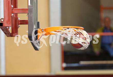 Basketball 2. Bundesliga. KOS Celovec gegen BBU Salzburg. Feature. Basketball. Korb. Klagenfurt, 11.10.2014.
Foto: Kuess
---
pressefotos, pressefotografie, kuess, qs, qspictures, sport, bild, bilder, bilddatenbank