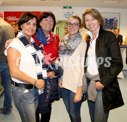 EBEL. Eishockey Bundesliga. EC VSV gegen KAC.  Astrid Wutte-Lang, Monika Poeck, Lisa Schaunig, Gabi Schaunig. Villach, am 12.10.2014.
Foto: Kuess 


---
pressefotos, pressefotografie, kuess, qs, qspictures, sport, bild, bilder, bilddatenbank