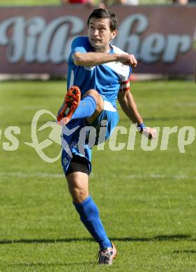 Fussball Kaerntner Liga. Annabichler SV ASV gegen Treibach. Almedin Hota (ASV). Klagenfurt, am 12.10.2014.
Foto: Kuess
---
pressefotos, pressefotografie, kuess, qs, qspictures, sport, bild, bilder, bilddatenbank