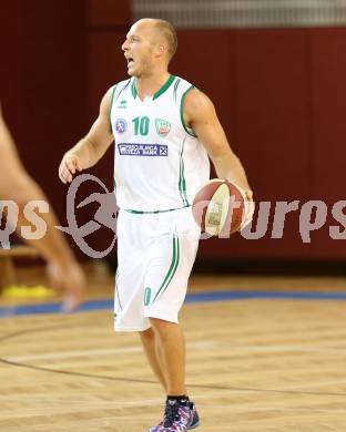 Basketball 2. Bundesliga. KOS Celovec gegen BBU Salzburg. Davor Sattler (KOS). Klagenfurt, 11.10.2014.
Foto: Kuess
---
pressefotos, pressefotografie, kuess, qs, qspictures, sport, bild, bilder, bilddatenbank