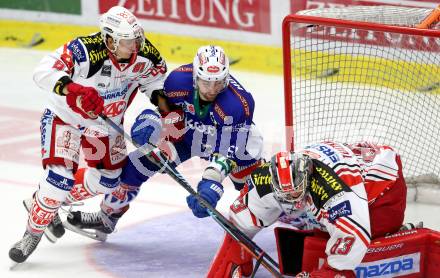 EBEL. Eishockey Bundesliga. EC VSV gegen KAC. Eric Hunter, (VSV), Maximilian Isopp, Pekka Tuokkola  (KAC). Villach, am 12.10.2014.
Foto: Kuess 


---
pressefotos, pressefotografie, kuess, qs, qspictures, sport, bild, bilder, bilddatenbank