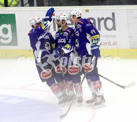 EBEL. Eishockey Bundesliga. EC VSV gegen KAC. Torjubel Jason Krog, Darren Haydar, Geoff Vaugh (VSV). Villach, am 12.10.2014.
Foto: Kuess 


---
pressefotos, pressefotografie, kuess, qs, qspictures, sport, bild, bilder, bilddatenbank