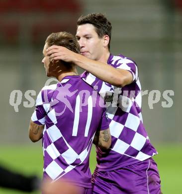 Fussball Regionalliga. SK Austria Klagenfurt gegen BW Linz. Torjubel Rajko Rep, Bernd Kager (Austria Klagenfurt). Klagenfurt, am 17.10.2014.
Foto: Kuess
---
pressefotos, pressefotografie, kuess, qs, qspictures, sport, bild, bilder, bilddatenbank