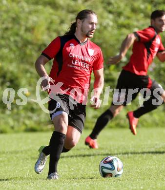 Fussball Kaerntner Liga. Maria Saal gegen Annabichler SV. Hannes Christian Pickl (Maria Saal). Maria Saal, am 18.10.2014.
Foto: Kuess
---
pressefotos, pressefotografie, kuess, qs, qspictures, sport, bild, bilder, bilddatenbank