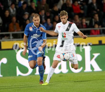 Fussball Bundesliga. RZ Pellets WAC gegen SV Scholz Groedig. Manuel Weber, (WAC), Matthias Maak  (Groedig). Wolfsberg, am 18.10.2014.
Foto: Kuess

---
pressefotos, pressefotografie, kuess, qs, qspictures, sport, bild, bilder, bilddatenbank