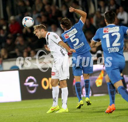 Fussball Bundesliga. RZ Pellets WAC gegen SV Scholz Groedig. Manuel Weber,  (WAC), Brauer Timo (Groedig). Wolfsberg, am 18.10.2014.
Foto: Kuess

---
pressefotos, pressefotografie, kuess, qs, qspictures, sport, bild, bilder, bilddatenbank