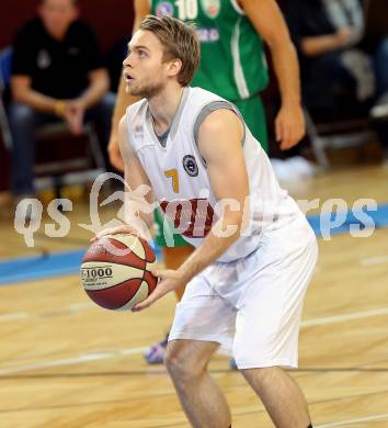 Basketball 2. Bundesliga. Woerthersee Piraten gegen KOS Celovec.  Tim HUber (Piraten). Klagenfurt, am 18.10.2014.
Foto: Kuess
---
pressefotos, pressefotografie, kuess, qs, qspictures, sport, bild, bilder, bilddatenbank