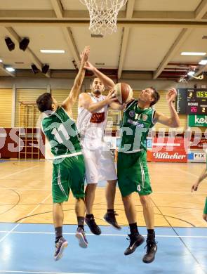 Basketball 2. Bundesliga. Woerthersee Piraten gegen KOS Celovec.  Daniel Gspandl, (Piraten), Toman Feinig, Ales Kunc  (KOS). Klagenfurt, am 18.10.2014.
Foto: Kuess
---
pressefotos, pressefotografie, kuess, qs, qspictures, sport, bild, bilder, bilddatenbank