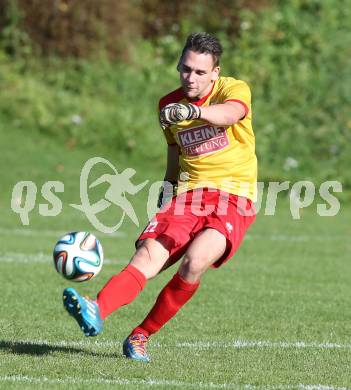 Fussball Kaerntner Liga. Maria Saal gegen Annabichler SV. Wolfgang Karner (Maria Saal). Maria Saal, am 18.10.2014.
Foto: Kuess
---
pressefotos, pressefotografie, kuess, qs, qspictures, sport, bild, bilder, bilddatenbank