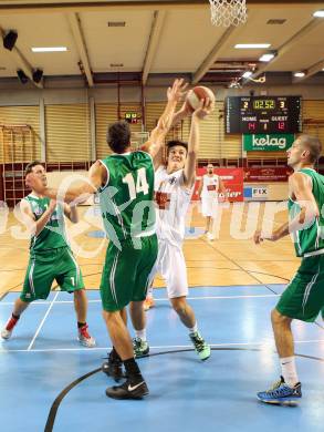 Basketball 2. Bundesliga. Woerthersee Piraten gegen KOS Celovec.  Christof Gspandl,  (Piraten), Ales Kunc (KOS). Klagenfurt, am 18.10.2014.
Foto: Kuess
---
pressefotos, pressefotografie, kuess, qs, qspictures, sport, bild, bilder, bilddatenbank