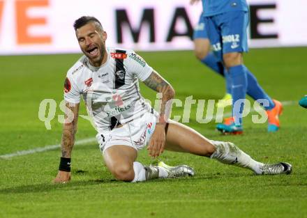 Fussball Bundesliga. RZ Pellets WAC gegen SV Scholz Groedig. Attila Simon (WAC). Wolfsberg, am 18.10.2014.
Foto: Kuess

---
pressefotos, pressefotografie, kuess, qs, qspictures, sport, bild, bilder, bilddatenbank