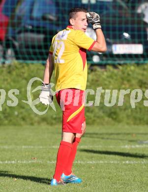 Fussball Kaerntner Liga. Maria Saal gegen Annabichler SV. Wolfgang Karner  (Maria Saal). Maria Saal, am 18.10.2014.
Foto: Kuess
---
pressefotos, pressefotografie, kuess, qs, qspictures, sport, bild, bilder, bilddatenbank