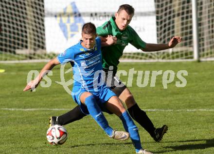 Fussball Unterliga Ost. DSG Sele Zell gegen Ulrichsberg. Dejan Zadnikar, (Zell), Martin Allmaier  (Ulrichsberg). Zell, am 19.10.2014.
Foto: Kuess
---
pressefotos, pressefotografie, kuess, qs, qspictures, sport, bild, bilder, bilddatenbank