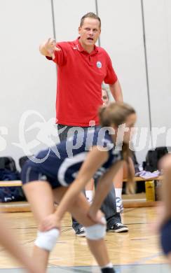 Volleyball MEL, MEVZA. ATSC Wildcats gegen SVS Post. Trainer Joze Casar (Wildcats). Klagenfurt, 18.10.2014.
Foto: Kuess
---
pressefotos, pressefotografie, kuess, qs, qspictures, sport, bild, bilder, bilddatenbank