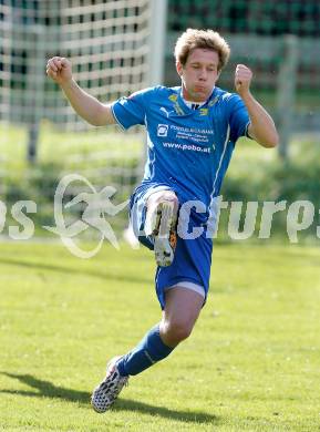 Fussball Unterliga Ost. DSG Sele Zell gegen Ulrichsberg. Martin Kelih (Zell). Zell, am 19.10.2014.
Foto: Kuess
---
pressefotos, pressefotografie, kuess, qs, qspictures, sport, bild, bilder, bilddatenbank