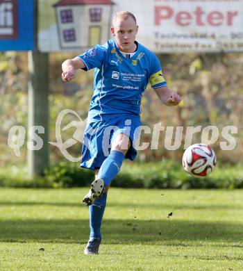 Fussball Unterliga Ost. DSG Sele Zell gegen Ulrichsberg.  Miran Kelih (Zell). Zell, am 19.10.2014.
Foto: Kuess
---
pressefotos, pressefotografie, kuess, qs, qspictures, sport, bild, bilder, bilddatenbank