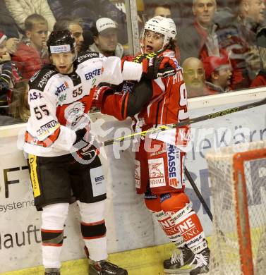 EBEL. Eishockey Bundesliga. KAC gegen HC Orli Znojmo. Luke Pither, (KAC),  Martin Baca  (Znojmo). Klagenfurt, am 24.10.2014.
Foto: Kuess 

---
pressefotos, pressefotografie, kuess, qs, qspictures, sport, bild, bilder, bilddatenbank