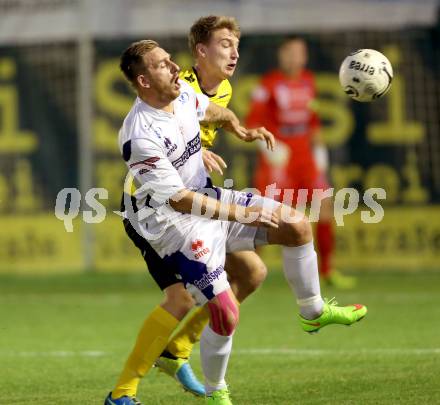 Fussball Regionalliga. SAK gegen Allerheiligen. Darijo Biscan, (SAK),  Luca Christian Puster  (Allerheiligen). Welzenegg, am 24.10.2014.
Foto: Kuess
---
pressefotos, pressefotografie, kuess, qs, qspictures, sport, bild, bilder, bilddatenbank