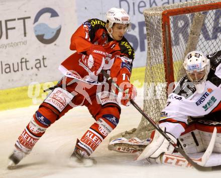 EBEL. Eishockey Bundesliga. KAC gegen HC Orli Znojmo. Daniel Ban, (KAC),  Patrik Nechvatal (Znojmo). Klagenfurt, am 24.10.2014.
Foto: Kuess 

---
pressefotos, pressefotografie, kuess, qs, qspictures, sport, bild, bilder, bilddatenbank