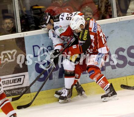 EBEL. Eishockey Bundesliga. KAC gegen HC Orli Znojmo. Thomas Koch,  (KAC),  Marek Spacek (Znojmo). Klagenfurt, am 24.10.2014.
Foto: Kuess 

---
pressefotos, pressefotografie, kuess, qs, qspictures, sport, bild, bilder, bilddatenbank