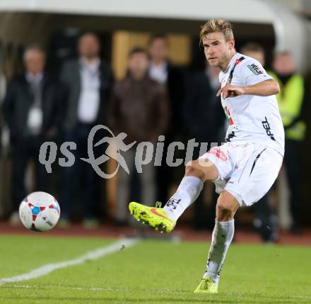 Fussball Bundesliga. RZ Pellets WAC gegen Cashpoint SCR Altach. Manuel Weber (WAC). Wolfsberg, am 25.10.2014.
Foto: Kuess

---
pressefotos, pressefotografie, kuess, qs, qspictures, sport, bild, bilder, bilddatenbank