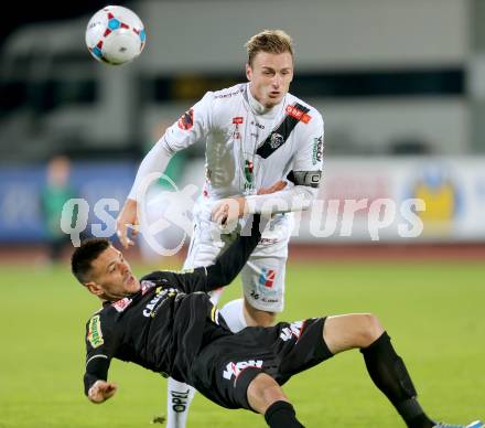 Fussball Bundesliga. RZ Pellets WAC gegen Cashpoint SCR Altach. Michael Sollbauer,  (WAC), Darijo Pecirep (Altach). Wolfsberg, am 25.10.2014.
Foto: Kuess

---
pressefotos, pressefotografie, kuess, qs, qspictures, sport, bild, bilder, bilddatenbank