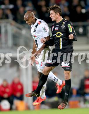 Fussball Bundesliga. RZ Pellets WAC gegen Cashpoint SCR Altach. De Oliveira Silvio Carlos,  (WAC), Boris Prokopic (Altach). Wolfsberg, am 25.10.2014.
Foto: Kuess

---
pressefotos, pressefotografie, kuess, qs, qspictures, sport, bild, bilder, bilddatenbank