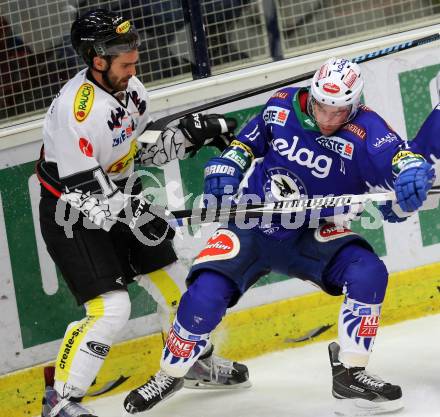 EBEL. Eishockey Bundesliga. EC VSV gegen Dornbirner Eishockey Club.  Mark Santorelli, (VSV), Nikolas Petrik  (Dornbirn). Villach, am 26.10.2014.
Foto: Kuess 


---
pressefotos, pressefotografie, kuess, qs, qspictures, sport, bild, bilder, bilddatenbank