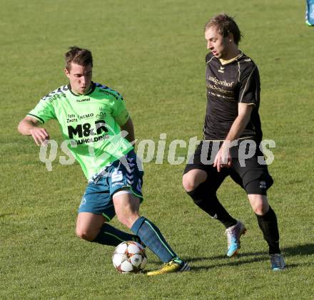 Fussball. Kaerntner Liga. Koettmannsdorf gegen SV Feldkirchen/SV Oberglan. Christian Schimmel (Koettmannsdorf), Mathias Regal (Feldkirchen/SV Oberglan). Koettmannsdorf, 26.10.2014.
Foto: Kuess
---
pressefotos, pressefotografie, kuess, qs, qspictures, sport, bild, bilder, bilddatenbank