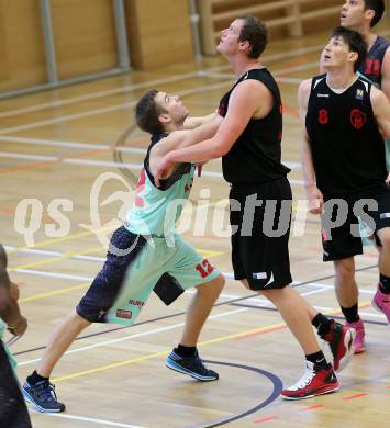 Basketball 2. Bundesliga. Panaceo Raiders Villach gegen Mistelbach Mustangs. Emils Suerums, (Villach), Ivo Prachar  (Mistelbach). Villach, am 26.10.2014.
Foto: Kuess
---
pressefotos, pressefotografie, kuess, qs, qspictures, sport, bild, bilder, bilddatenbank