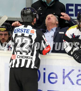 EBEL. Eishockey Bundesliga. EC VSV gegen Dornbirner Eishockey Club.  Trainer Dave MacQueen, Schiedsrichter (Dornbirn). Villach, am 26.10.2014.
Foto: Kuess 


---
pressefotos, pressefotografie, kuess, qs, qspictures, sport, bild, bilder, bilddatenbank