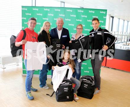 Kaernten Sport Package Uebergabe.  Felix Oschmautz (Kajak), Irena Rohrer (Wasserski), Reinhard Tellian,  Kerstin Mueller (Eisstocksport), Marcel Pachteu (Triathlon), Rosa Donner (Schach).. Klagenfurt, 27.10.2014.
Foto: Kuess 
---
pressefotos, pressefotografie, kuess, qs, qspictures, sport, bild, bilder, bilddatenbank