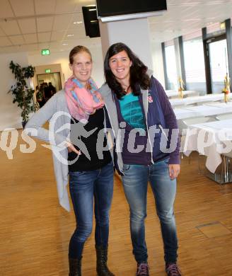 Kaernten Sport Package Uebergabe. Barbara Pirker, Magdalena Lobnig (Rudern). Klagenfurt, 27.10.2014.
Foto: Kuess 
---
pressefotos, pressefotografie, kuess, qs, qspictures, sport, bild, bilder, bilddatenbank