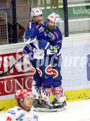 EBEL. Eishockey Bundesliga. EC VSV gegen HC TWK Innsbruck.  Torjubel John Lammers, Darren Haydar (VSV). Villach, am 28.10.2014.
Foto: Kuess 


---
pressefotos, pressefotografie, kuess, qs, qspictures, sport, bild, bilder, bilddatenbank