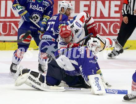 EBEL. Eishockey Bundesliga. EC VSV gegen HC TWK Innsbruck. Jean Philippe Lamoureux, Darren Haydar,  (VSV), Matt Siddall (Innsbruck). Villach, am 28.10.2014.
Foto: Kuess 


---
pressefotos, pressefotografie, kuess, qs, qspictures, sport, bild, bilder, bilddatenbank