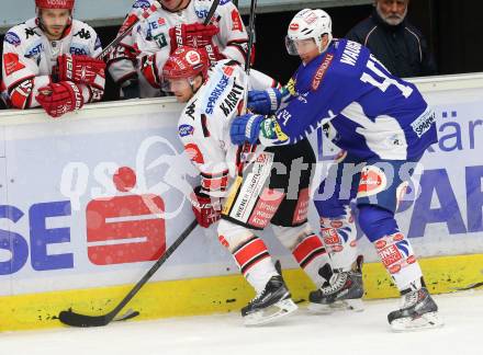 EBEL. Eishockey Bundesliga. EC VSV gegen HC TWK Innsbruck. Geoff Waugh,  (VSV), Roland Kaspitz (Innsbruck). Villach, am 28.10.2014.
Foto: Kuess 


---
pressefotos, pressefotografie, kuess, qs, qspictures, sport, bild, bilder, bilddatenbank