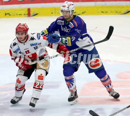 EBEL. Eishockey Bundesliga. EC VSV gegen HC TWK Innsbruck. Stefan Bacher,  (VSV), Christoph Hoertnagl (Innsbruck). Villach, am 28.10.2014.
Foto: Kuess 


---
pressefotos, pressefotografie, kuess, qs, qspictures, sport, bild, bilder, bilddatenbank